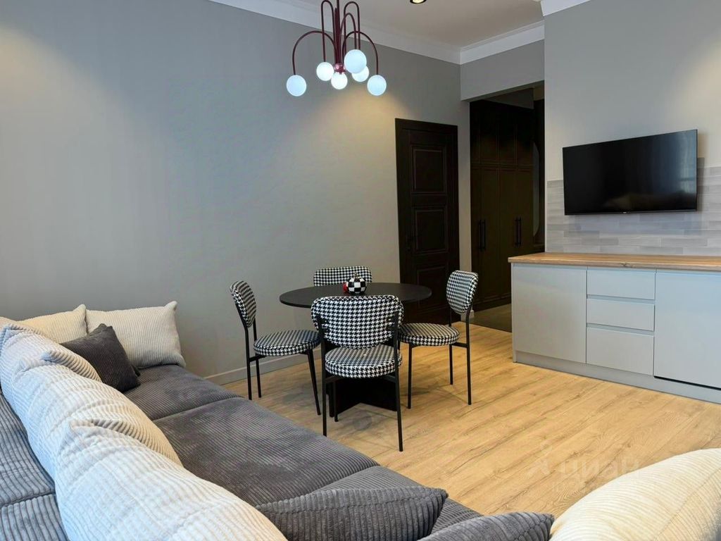 m. Shelepikha: Apartment, 2-rooms