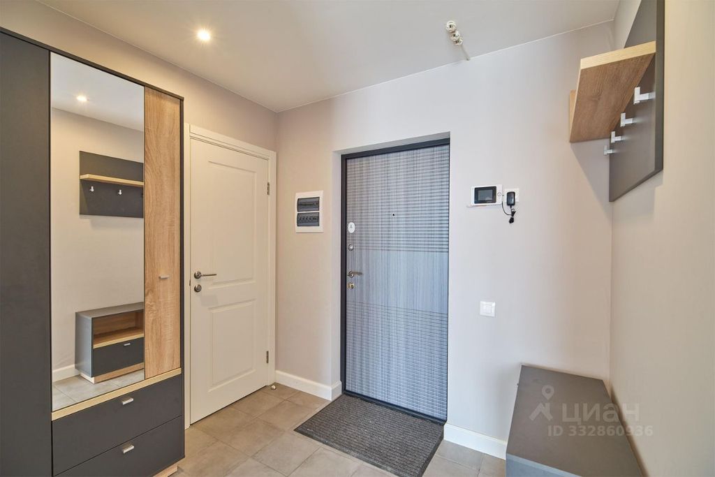 m. Myakinino: Apartment, 3-rooms