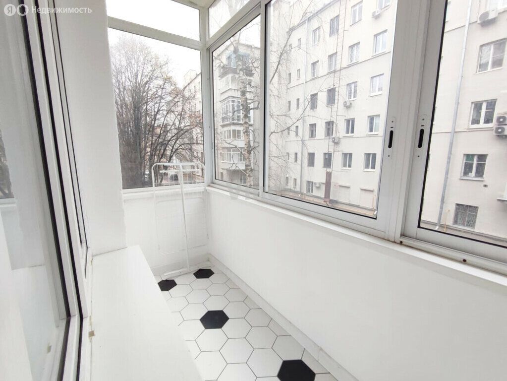 m. Tverskaya: Apartment, 2-rooms