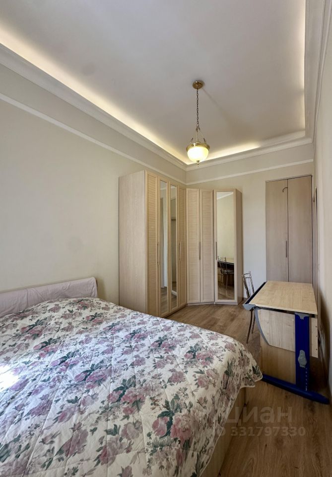 m. Barrikadnaya: Apartment, 2-rooms