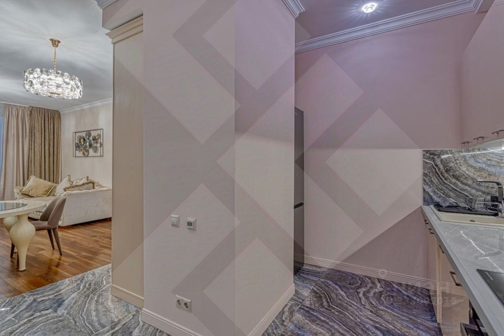 m. Molodezhnaya: Apartment, 3-rooms