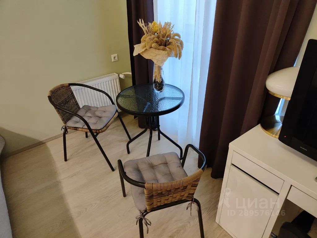 m. Pyatnitskoe shosse: Apartment, studio