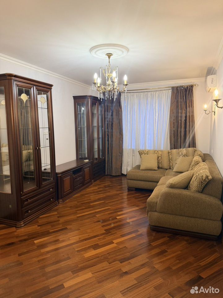m. Slavyansky bulvar: Apartment, 2-rooms