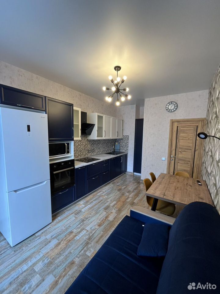m. ZIL: Apartment, 1-rooms