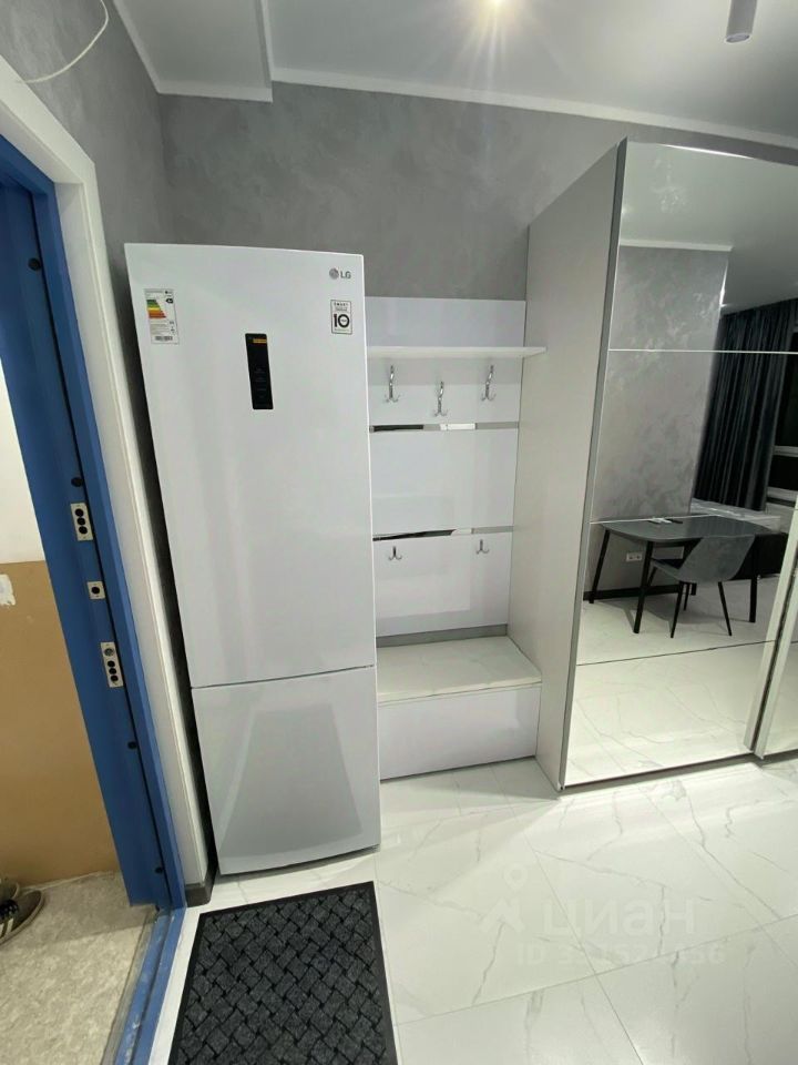 m. Aminyevskaya: Apartment, studio