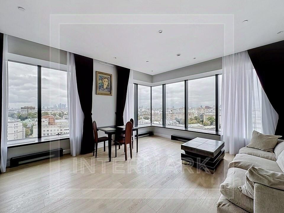m. Chkalovskaya: Apartment, 3-rooms