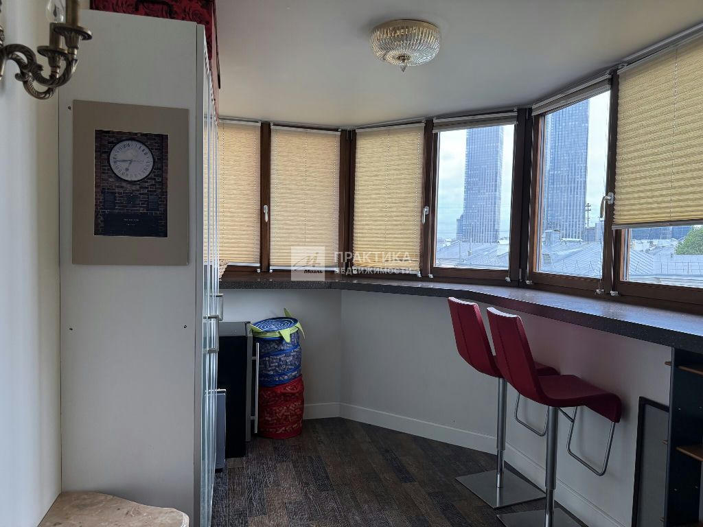 m. Ulitsa 1905 goda: Apartment, 3-rooms