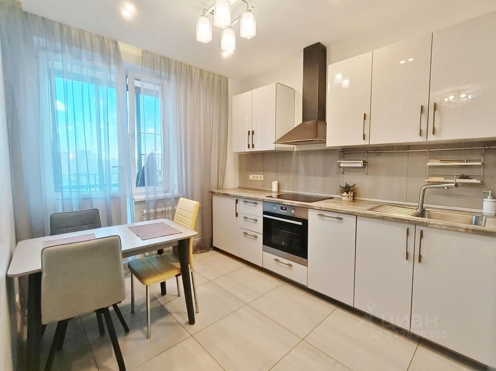 m. Ulitsa 1905 goda: Apartment, 2-rooms