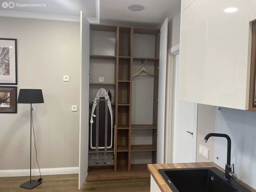 m. Alekseevskaya: Apartment, studio