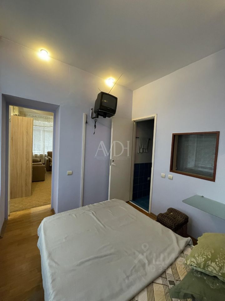 m. Bagrationovskaya: Apartment, studio