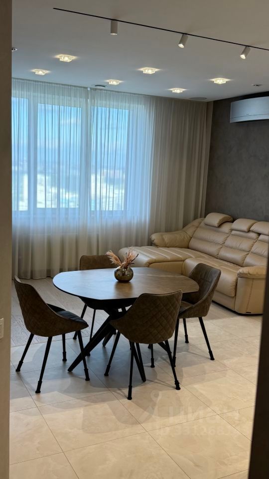m. Molodezhnaya: Apartment, 2-rooms