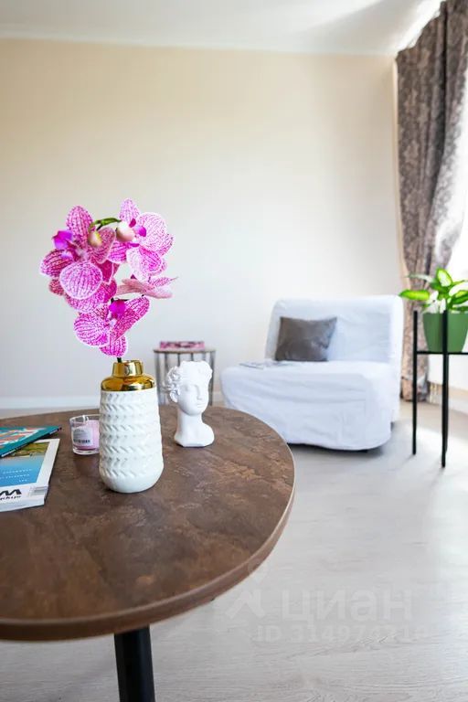 m. Strogino: Apartment, 2-rooms