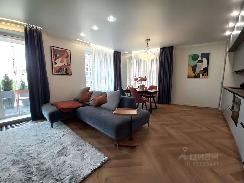 m. Aminyevskaya: Apartment, 3-rooms