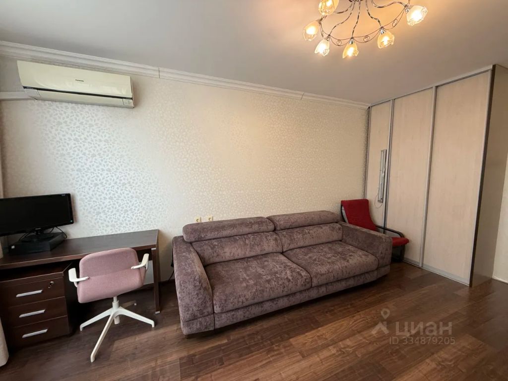 m. Khimki: Apartment, 2-rooms