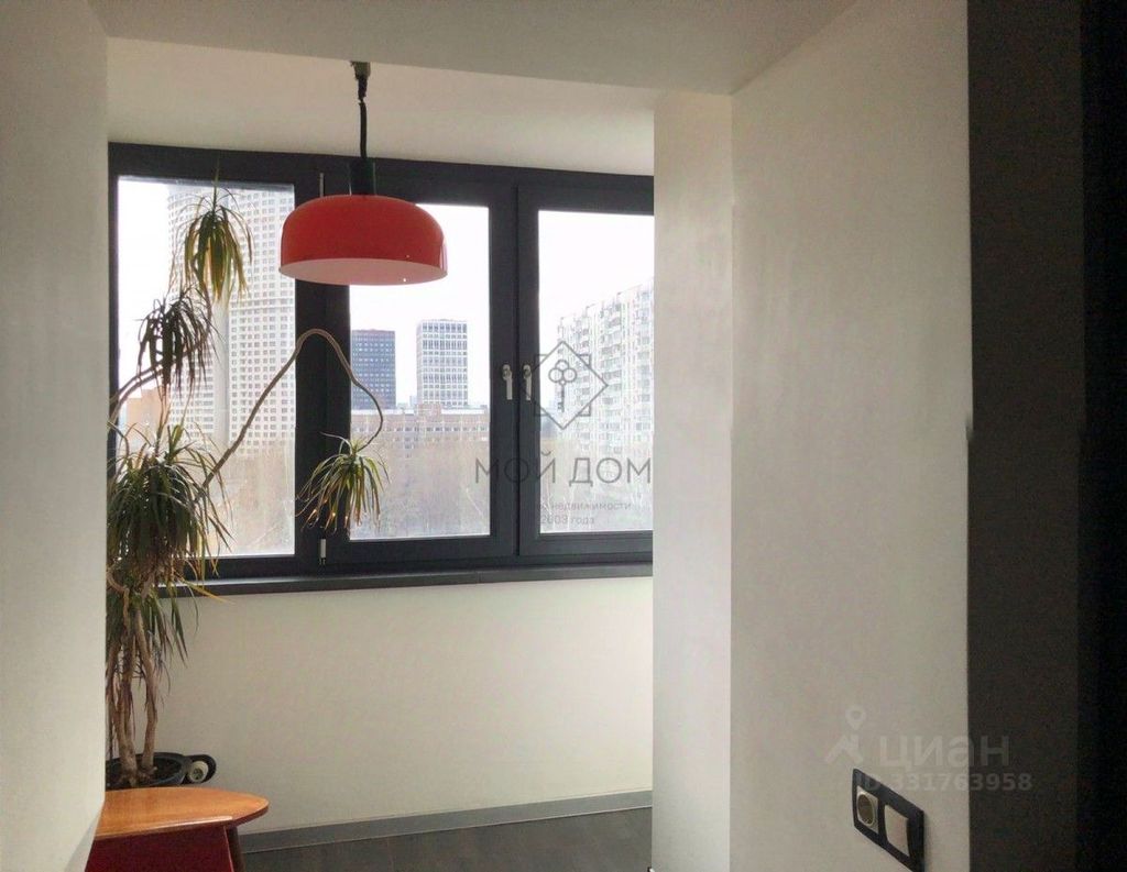 m. Novye Cheremushki: Apartment, studio