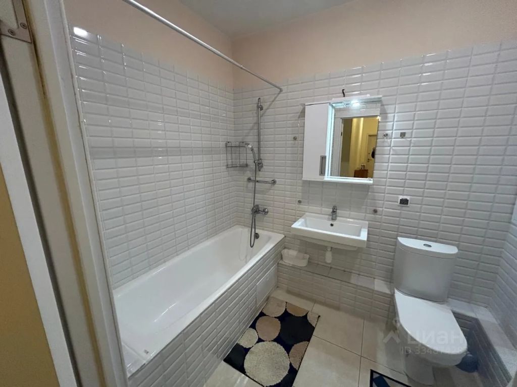 m. Pyatnitskoe shosse: Apartment, 2-rooms