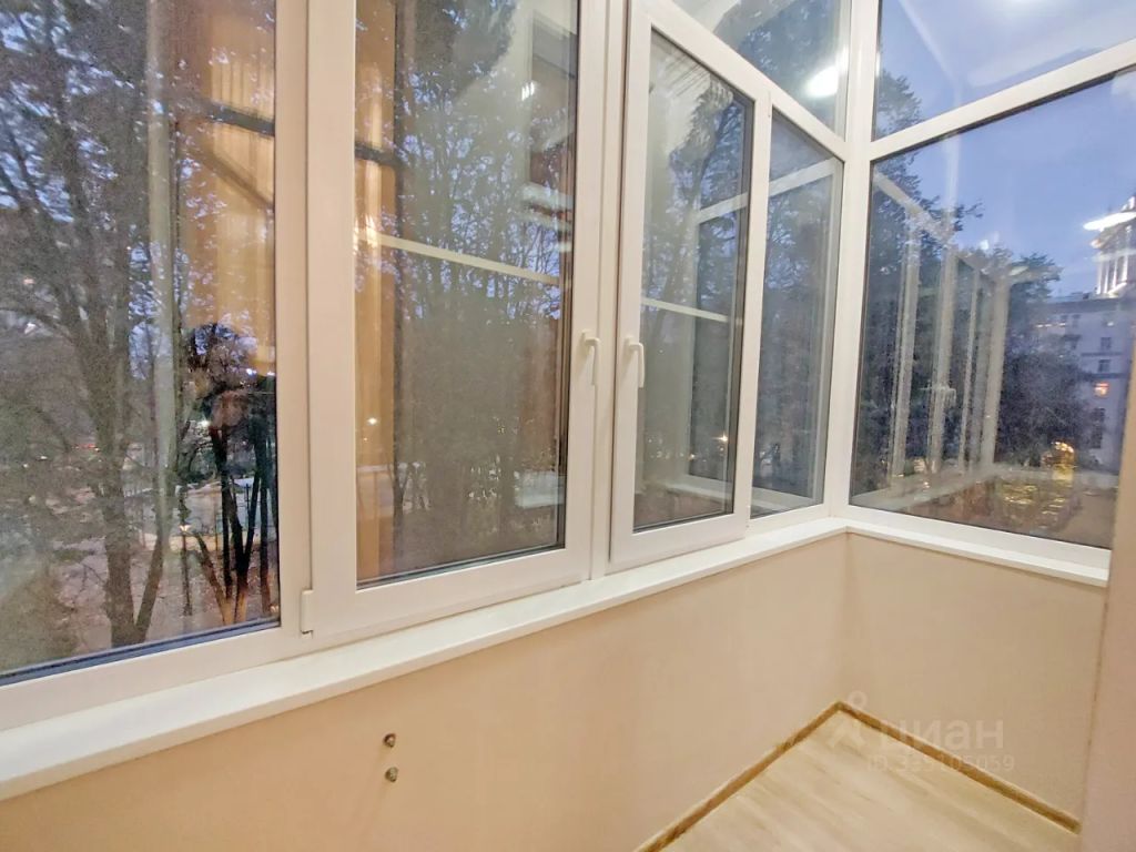 m. Kutuzovskaya: Apartment, 2-rooms