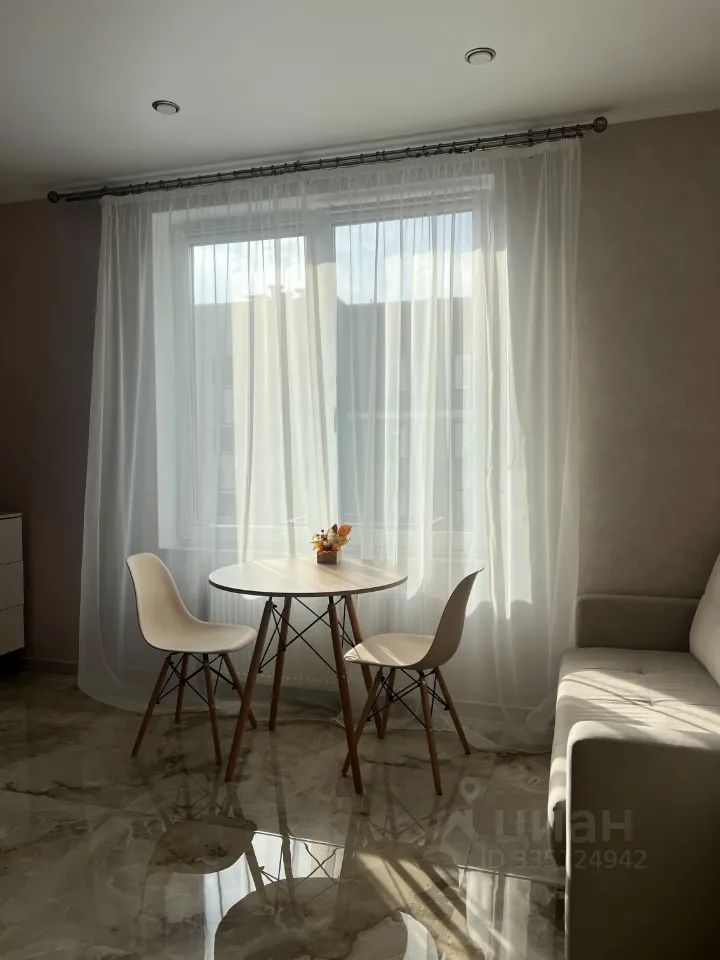m. Anikeevka: Apartment, studio