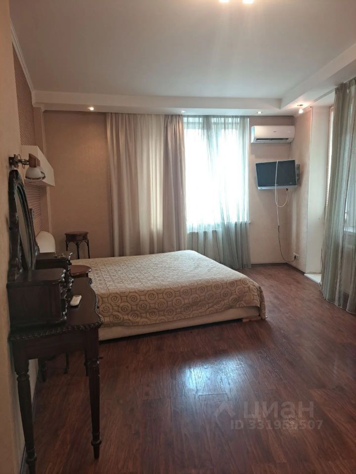 m. Khimki: Apartment, 2-rooms