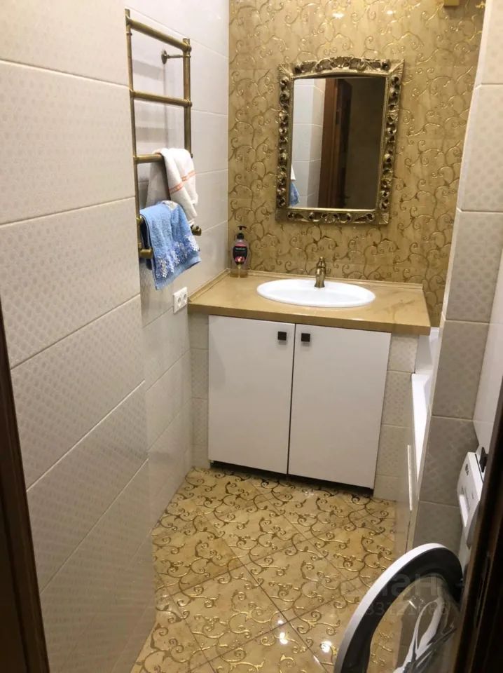 m. Nekrasovka: Apartment, 2-rooms