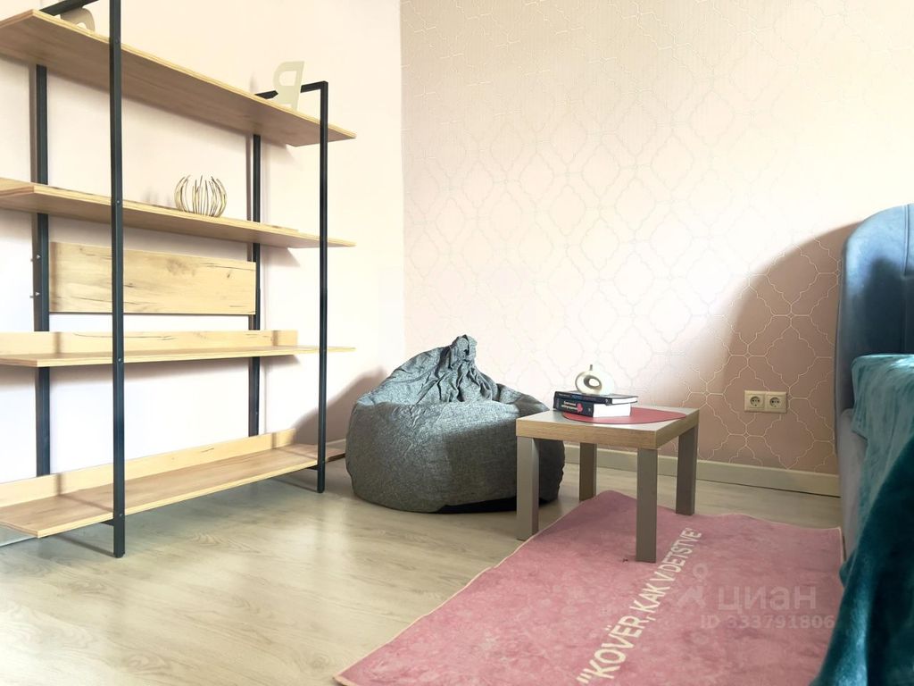 m. Molodezhnaya: Apartment, 1-rooms