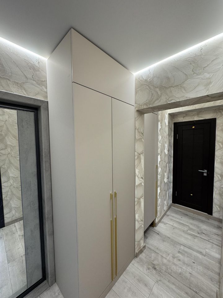 m. Bulvar Dmitriya Donskogo: Apartment, 2-rooms