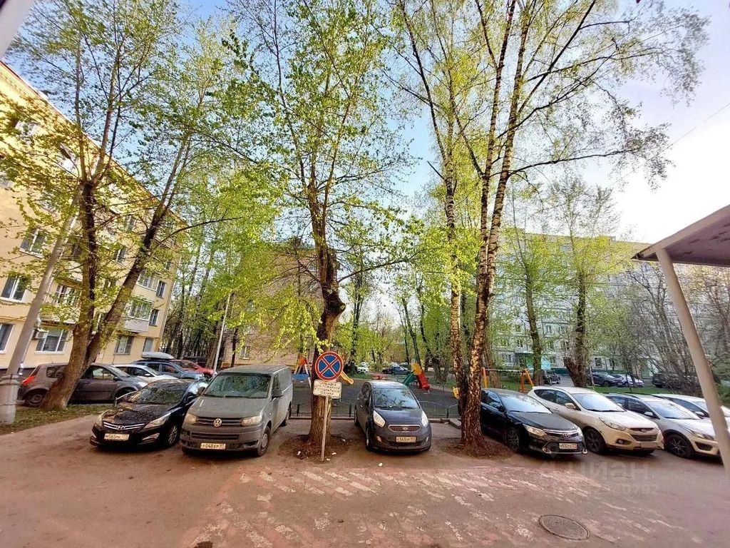 m. Krasny Baltiets: Apartment, studio