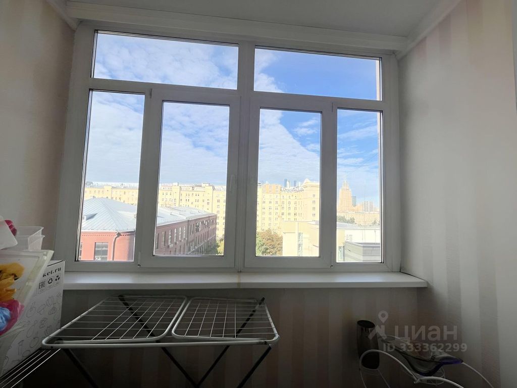 m. Smolenskaya: Apartment, 2-rooms