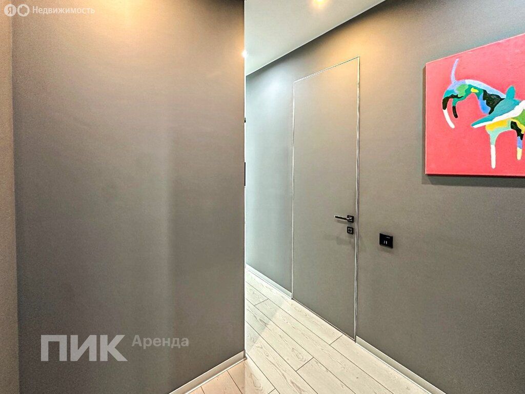 m. Lukhmanovskaya: Apartment, 1-rooms