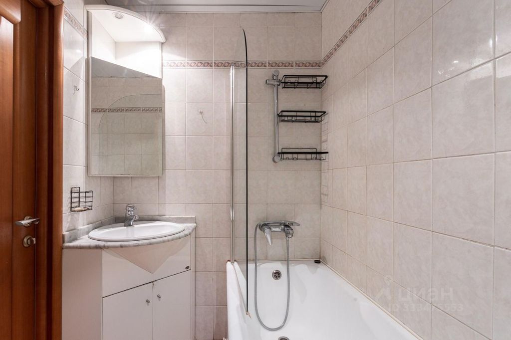 m. Barrikadnaya: Apartment, 2-rooms