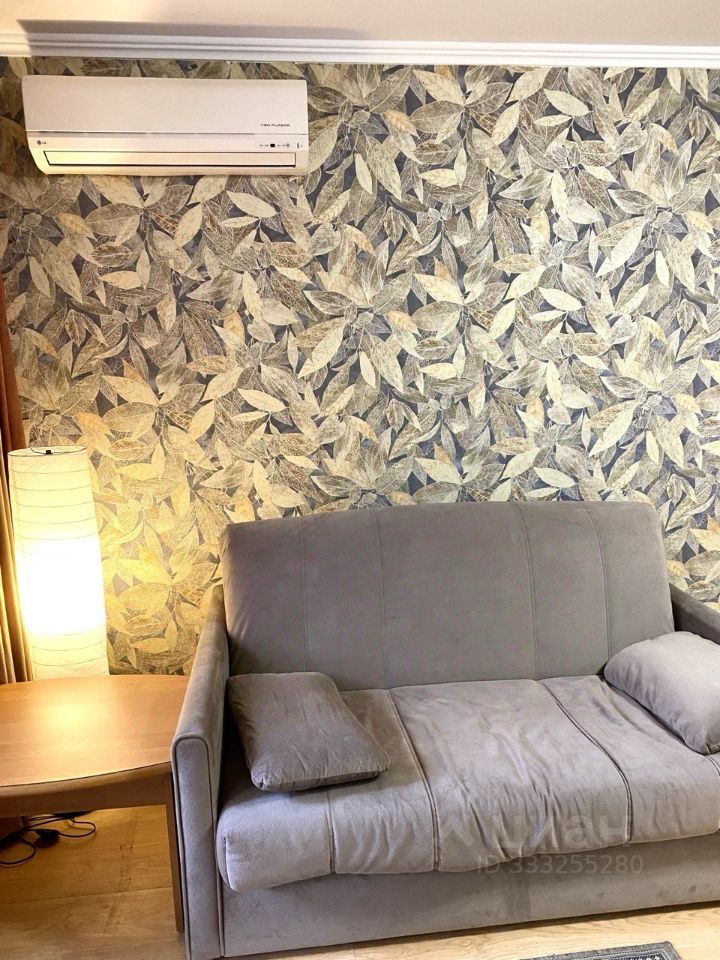 m. Ploschad trekh vokzalov: Apartment, 1-rooms