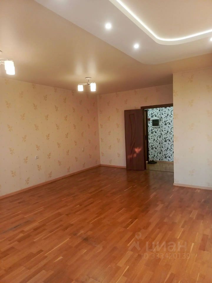 m. Michurinets: Apartment, 2-rooms