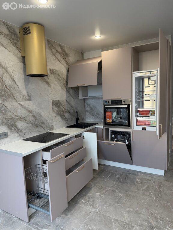 m. Vodniki: Apartment, studio