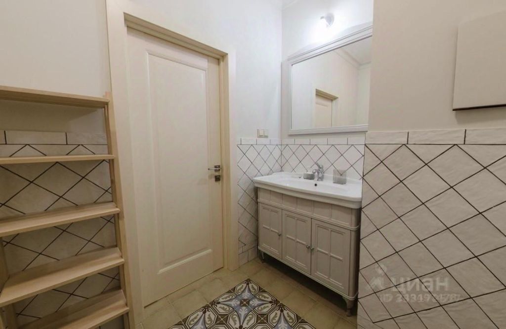 m. Kutuzovskaya: Apartment, 2-rooms