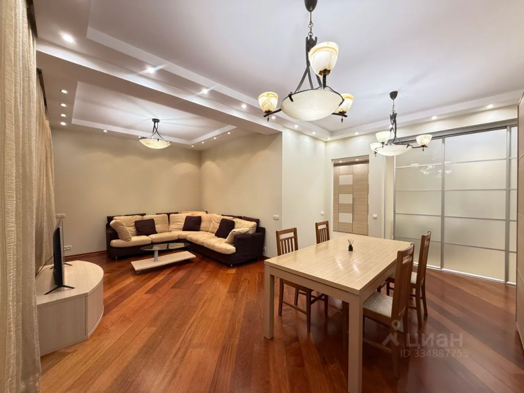 m. Mayakovskaya: Apartment, 3-rooms