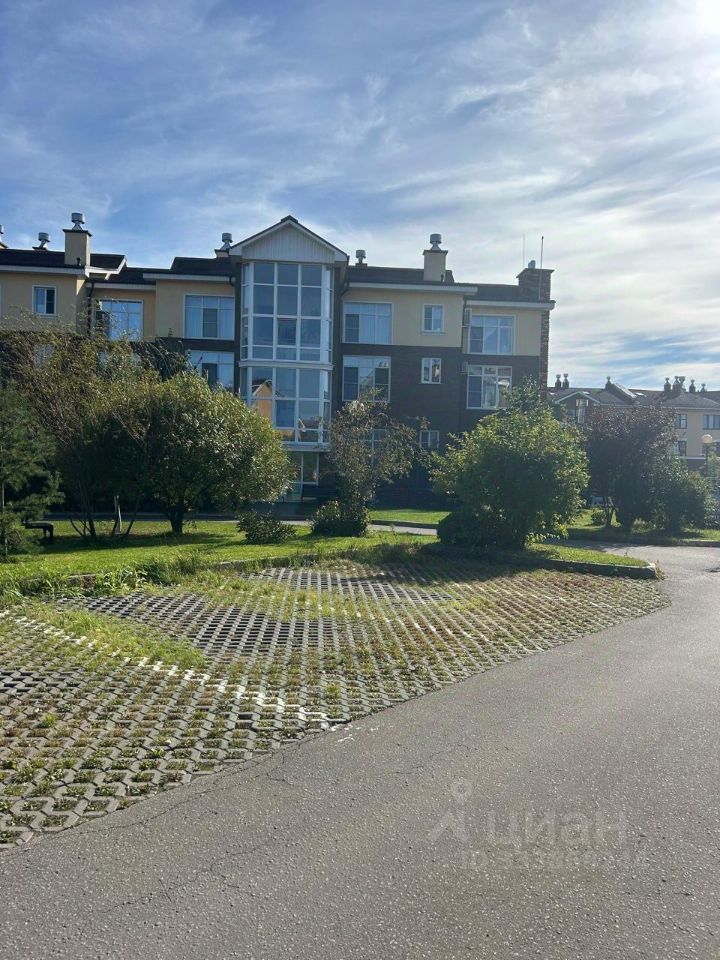 m. Pyatnitskoe shosse: Apartment, 3-rooms
