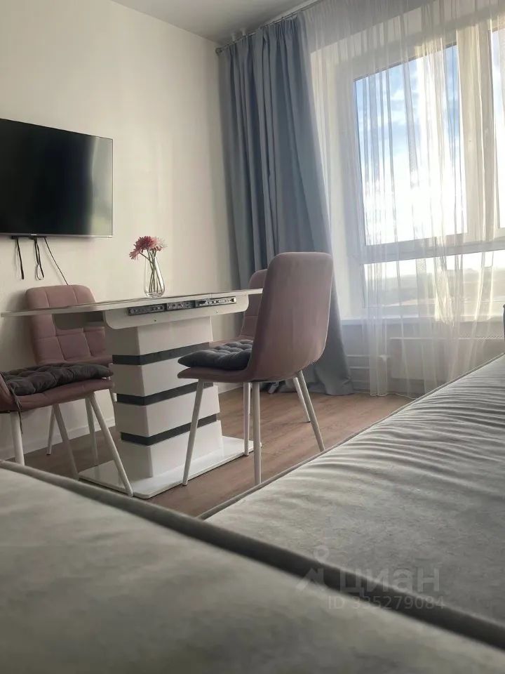 m. Scherbinka: Apartment, 2-rooms