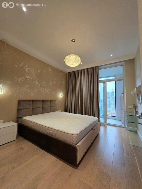 m. Spartak: Apartment, 3-rooms