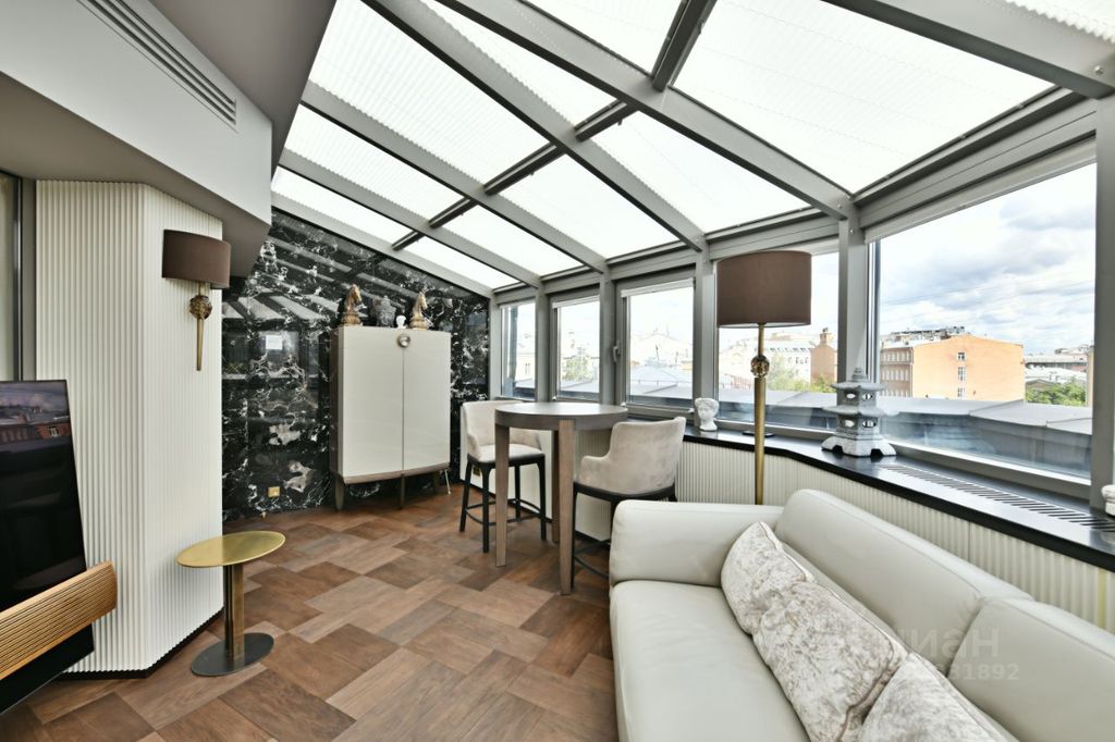 m. Arbatskaya: Apartment, 3-rooms