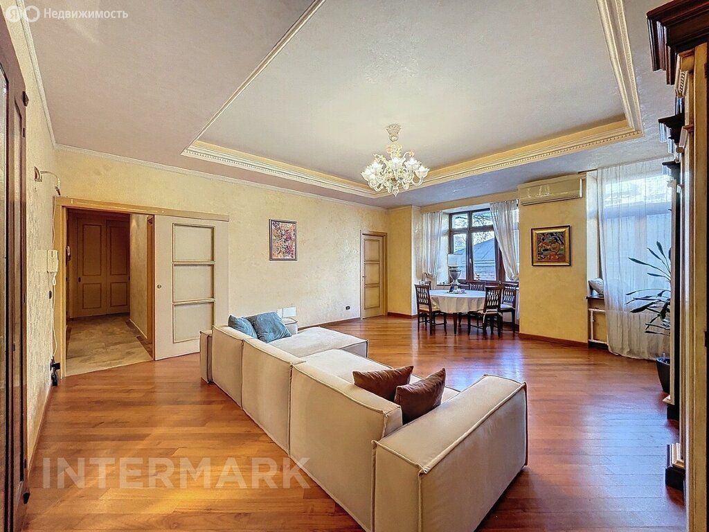 m. Tsvetnoy bulvar: Apartment, 3-rooms