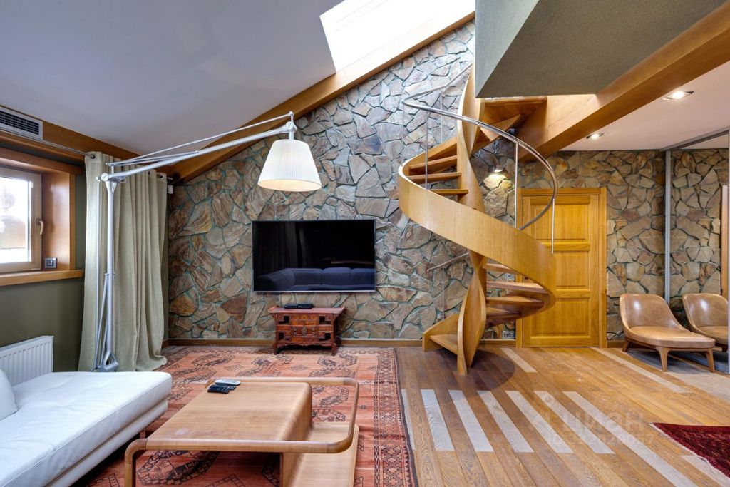 m. Barrikadnaya: Apartment, 3-rooms