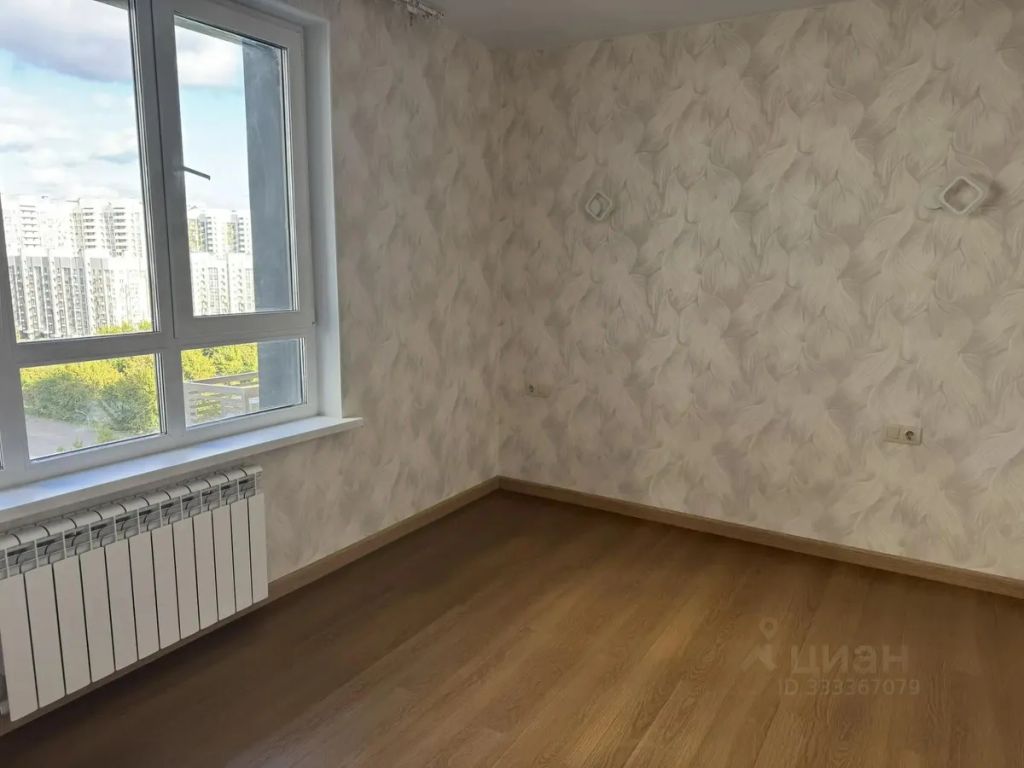 m. Lukhmanovskaya: Apartment, 2-rooms
