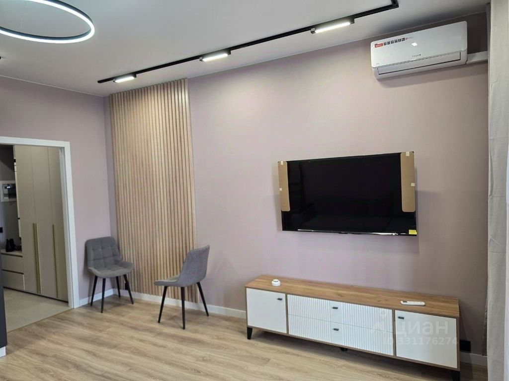 m. Pyatnitskoe shosse: Apartment, studio