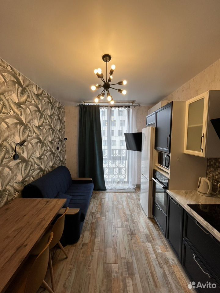 m. ZIL: Apartment, 1-rooms