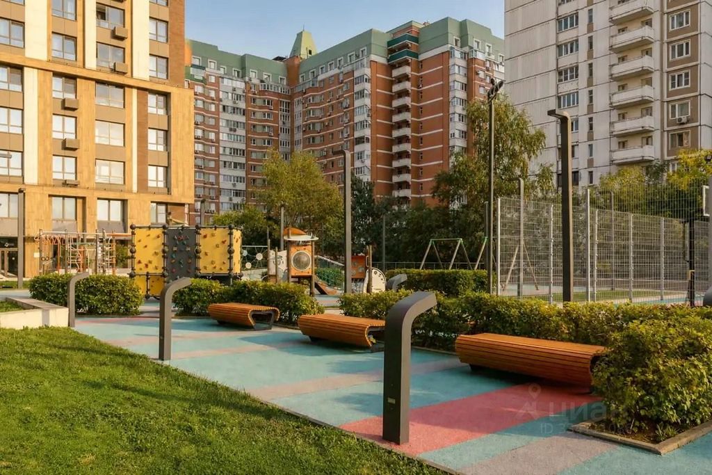 m. Ozernaya: Apartment, 3-rooms