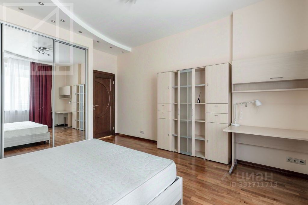 m. Novatorskaya: Apartment, 3-rooms