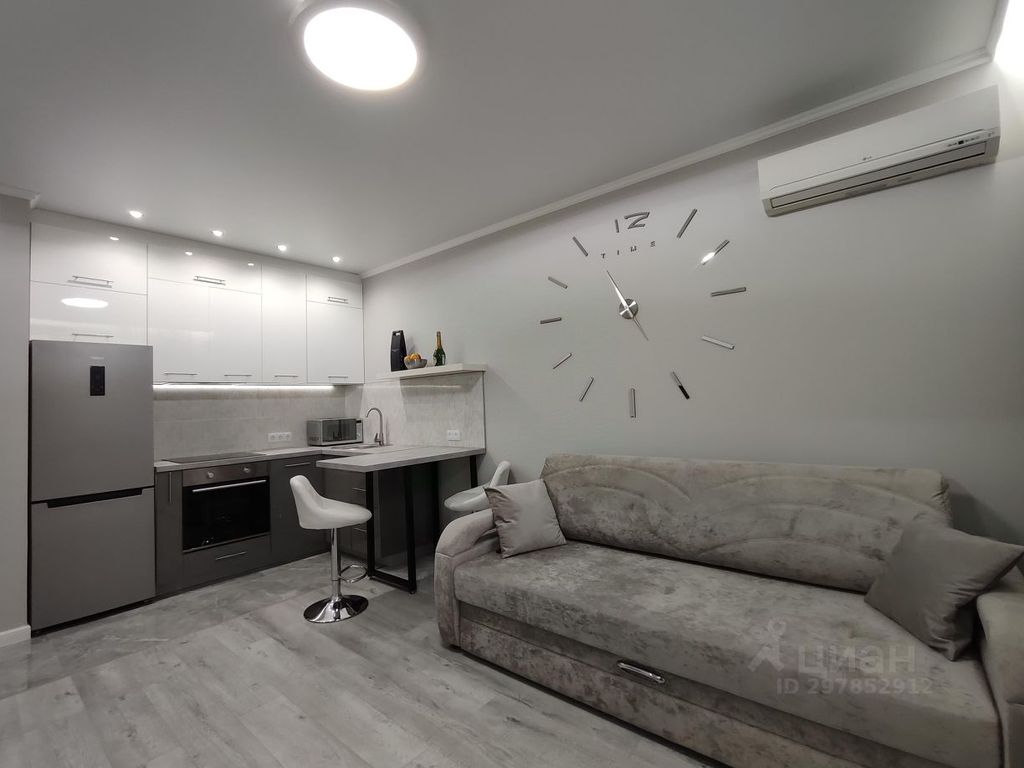 m. Nikolskoe: Apartment, studio