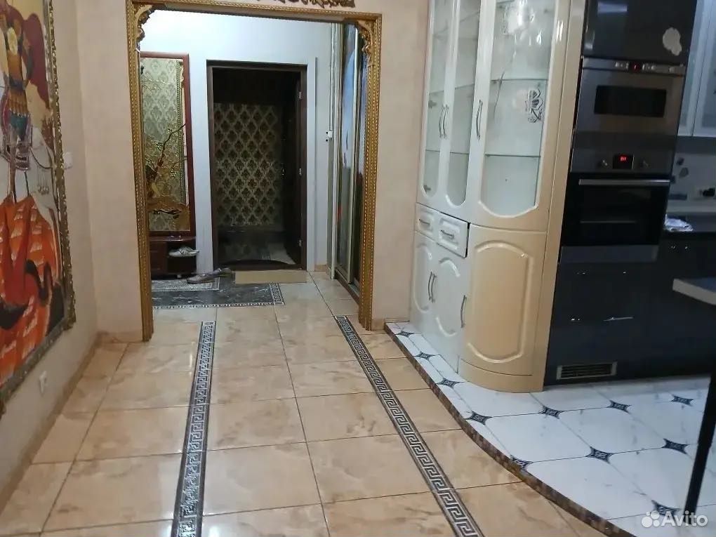 m. Saltykovskaya: Apartment, 2-rooms