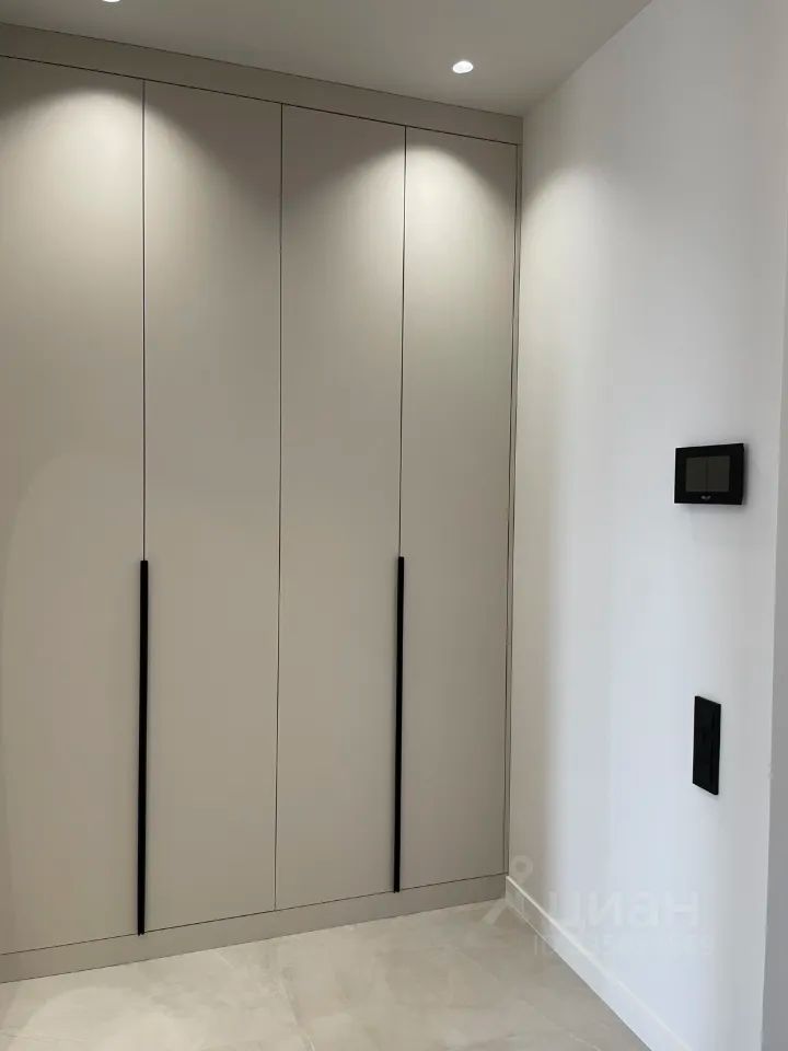 m. Trikotazhnaya: Apartment, 2-rooms