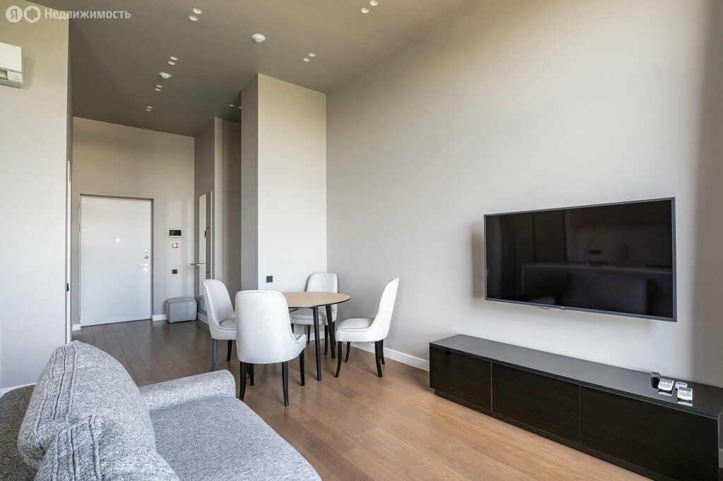 m. Bagrationovskaya: Apartment, 3-rooms